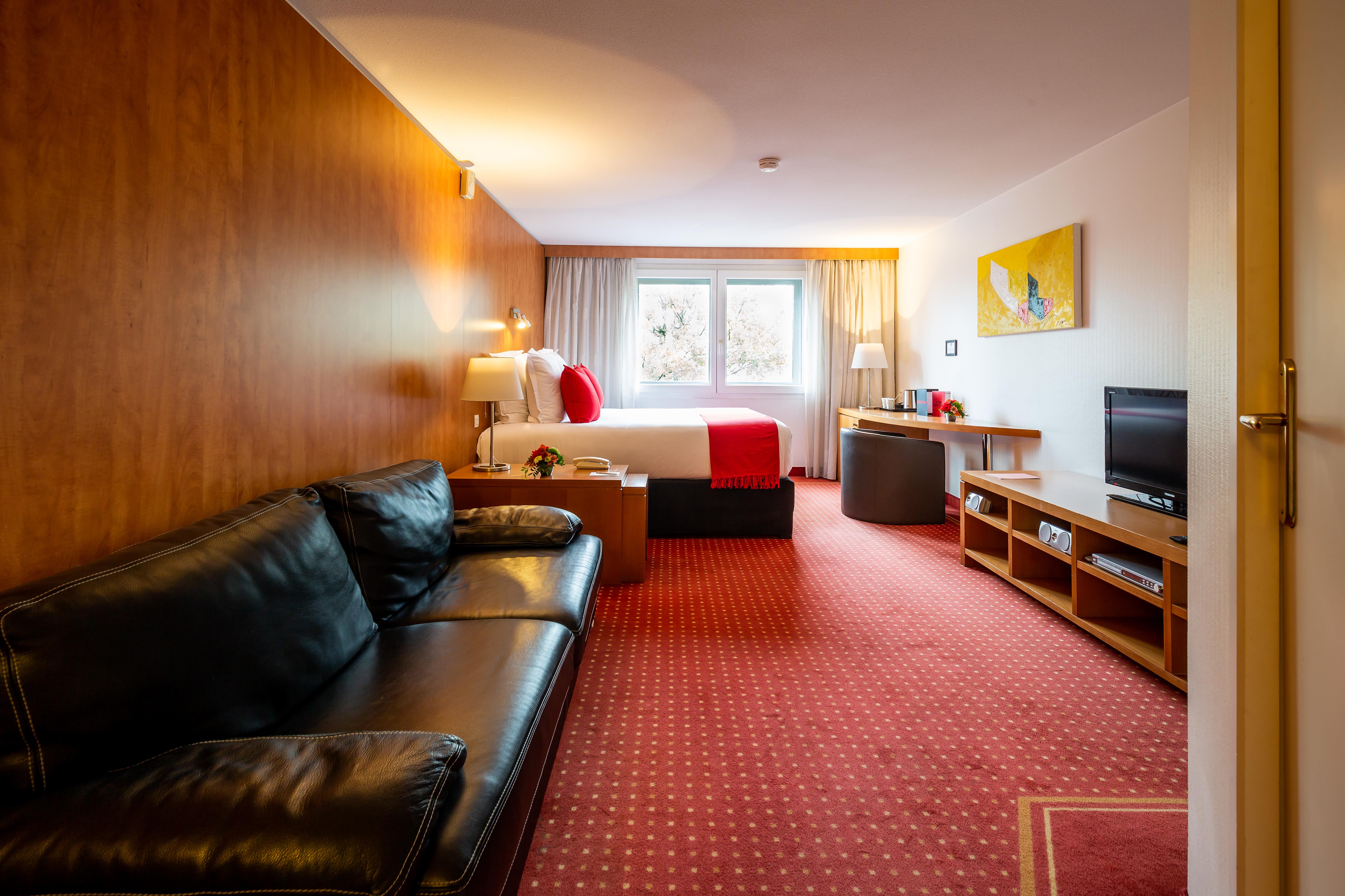 Le M & Spa Bordeaux Aeroport By Hotels & Preference Mérignac Εξωτερικό φωτογραφία